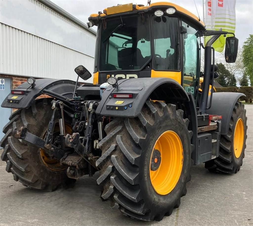 JCB 4220 Fastrac - Traktor: obrázok 3 JCB 4220 Fastrac - Traktor: obrázok 3