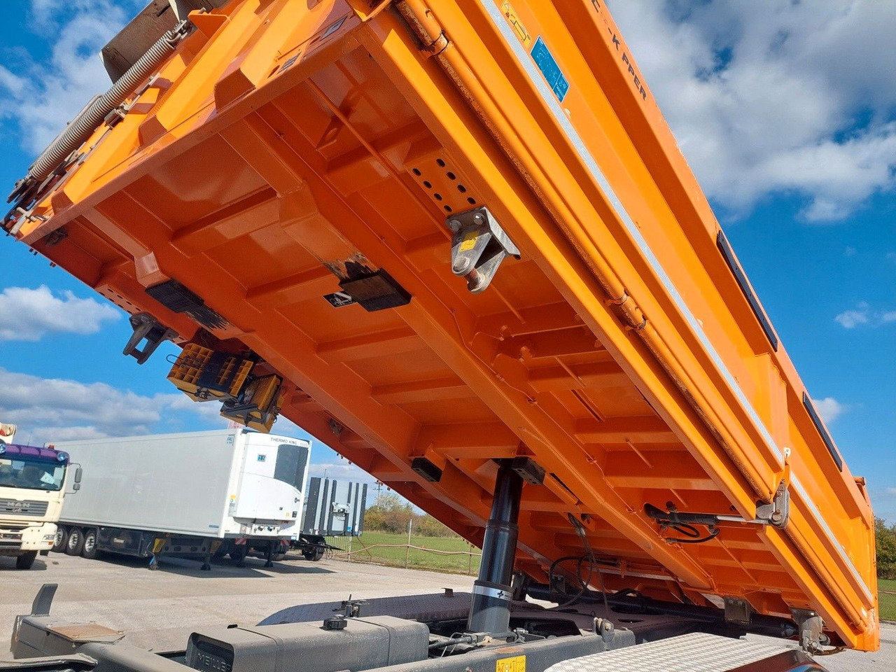 Iveco AD 260T46 BB Meiller Bordmatik 6x4 - Sklápač: obrázok 5 Iveco AD 260T46 BB Meiller Bordmatik 6x4 - Sklápač: obrázok 5