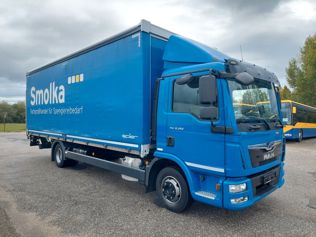 MAN TGL 12.250 BL 4x2 - Plachtové nákladné vozidlo: obrázok 2 MAN TGL 12.250 BL 4x2 - Plachtové nákladné vozidlo: obrázok 2
