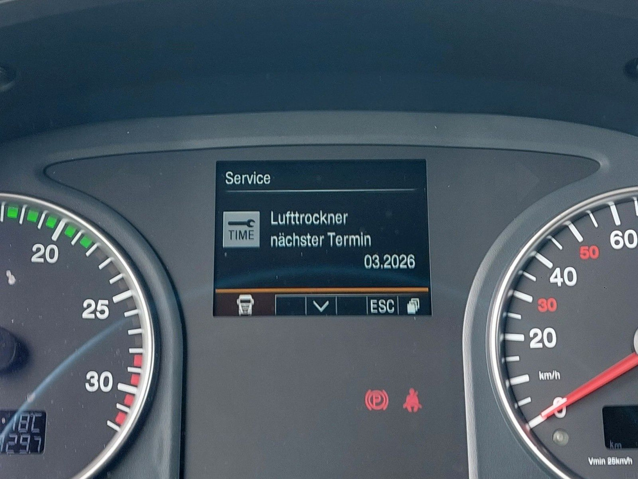 Plachtové nákladné vozidlo MAN TGL 12.250 BL 4x2: obrázok 48