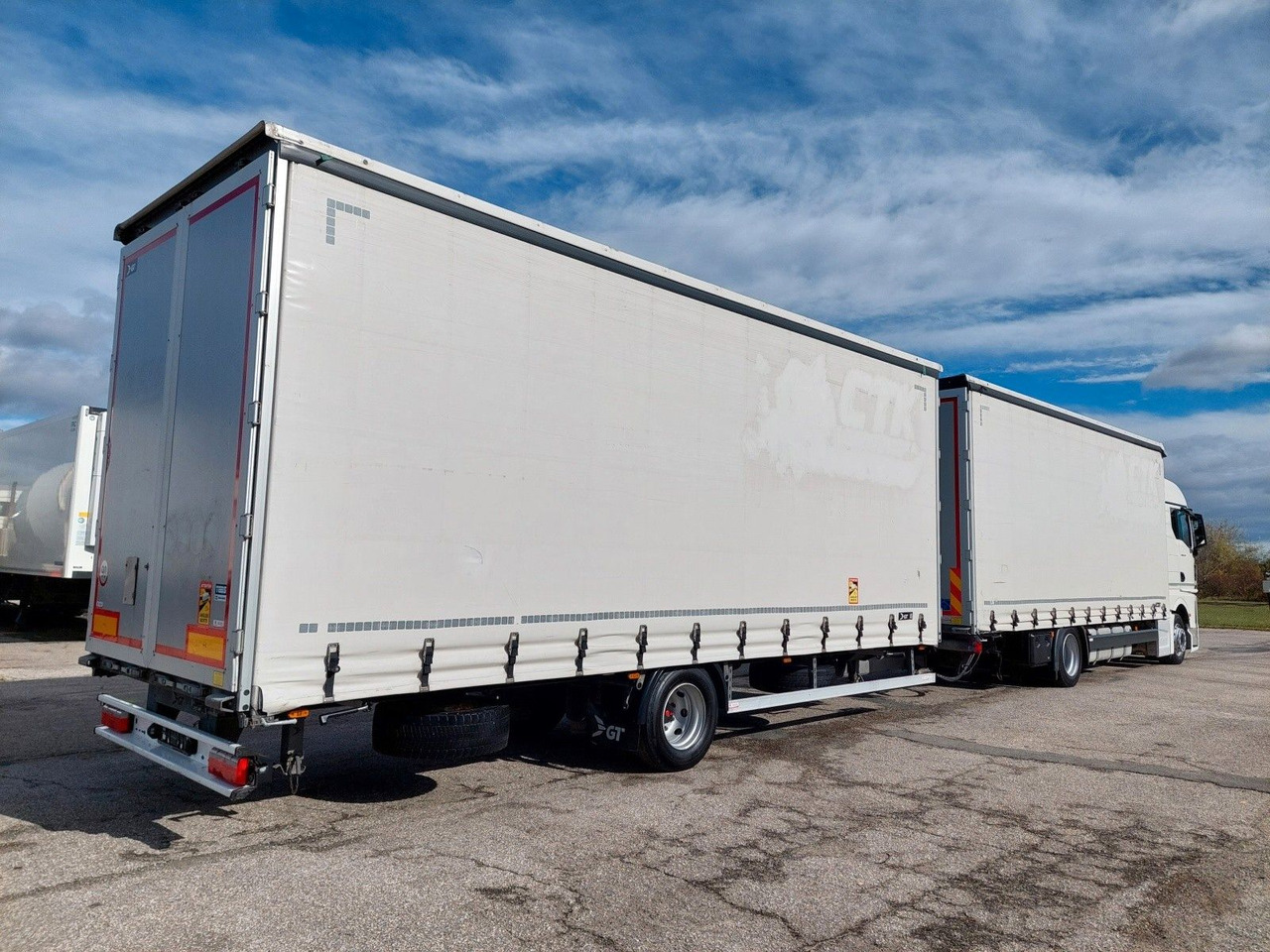 MAN TGX 18.470 LL + Gniotpol G-4080 120 m3 Durchbar - Plachtové nákladné vozidlo: obrázok 4 MAN TGX 18.470 LL + Gniotpol G-4080 120 m3 Durchbar - Plachtové nákladné vozidlo: obrázok 4