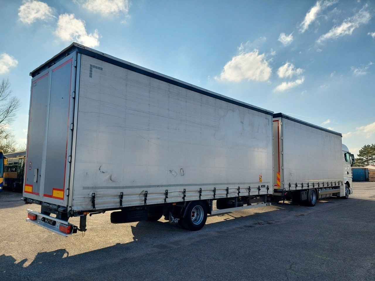 MAN TGX 18.470 LL + Gniotpol G-4080 120 m3 Durchbar - Plachtové nákladné vozidlo: obrázok 4 MAN TGX 18.470 LL + Gniotpol G-4080 120 m3 Durchbar - Plachtové nákladné vozidlo: obrázok 4