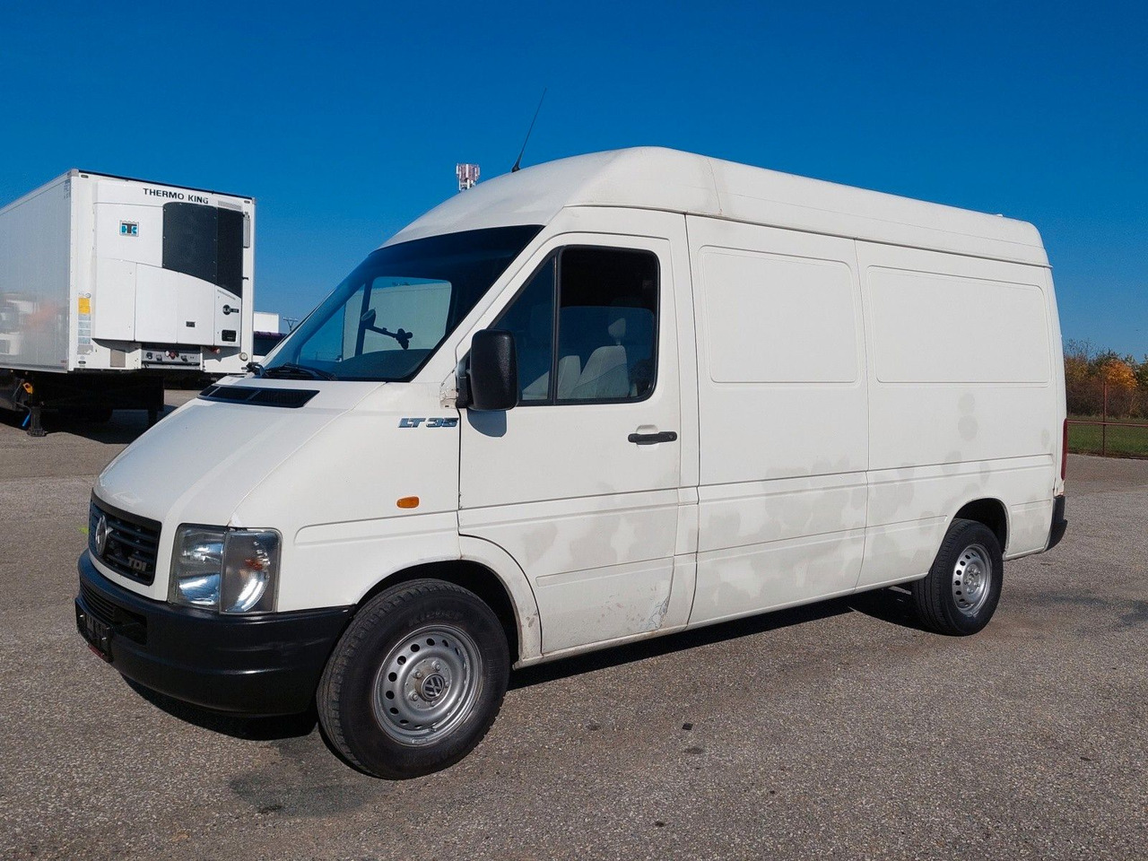 Volkswagen LT Kasten-Kombi 35 L2H2 Hochraum - Dodávka skriňová nadstavba: obrázok 1 Volkswagen LT Kasten-Kombi 35 L2H2 Hochraum - Dodávka skriňová nadstavba: obrázok 1