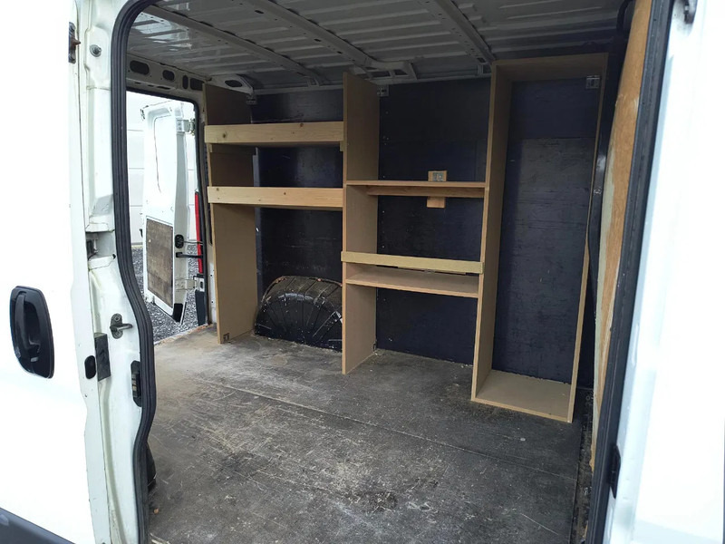 Leasing Citroën Jumper 2012 - 141000 KM - *FOR EXPORT OUTSIDE EU* Citroën Jumper 2012 - 141000 KM - *FOR EXPORT OUTSIDE EU*: obrázok 13 Leasing Citroën Jumper 2012 - 141000 KM - *FOR EXPORT OUTSIDE EU* Citroën Jumper 2012 - 141000 KM - *FOR EXPORT OUTSIDE EU*: obrázok 13