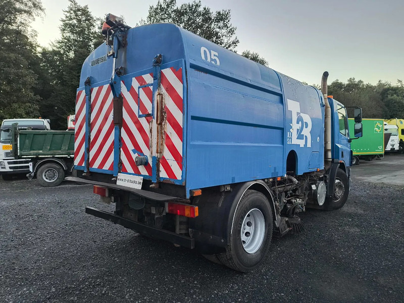 DAF CF 75.250 DRIVING CONDITION - SWEEPER NEEDS REPAIRMENT - Zametacie vozidlo: obrázok 5 DAF CF 75.250 DRIVING CONDITION - SWEEPER NEEDS REPAIRMENT - Zametacie vozidlo: obrázok 5
