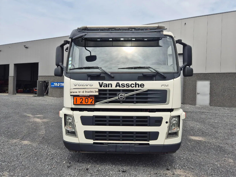 Volvo FM 400 18000L FUEL/CARBURANT - 5 COMP - ADR VALID - MANUAL - Cisternové vozidlo: obrázok 2 Volvo FM 400 18000L FUEL/CARBURANT - 5 COMP - ADR VALID - MANUAL - Cisternové vozidlo: obrázok 2