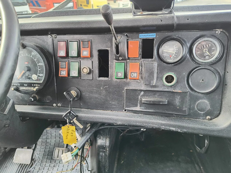 Auto s hydraulickou rukou Volvo NL12 420 6x4 CRANE 60T/M - VIDEOS AVAILABLE: obrázok 9