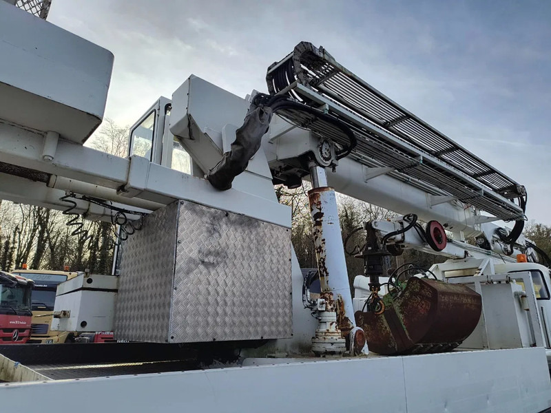 Auto s hydraulickou rukou Volvo NL12 420 6x4 CRANE 60T/M - VIDEOS AVAILABLE: obrázok 14
