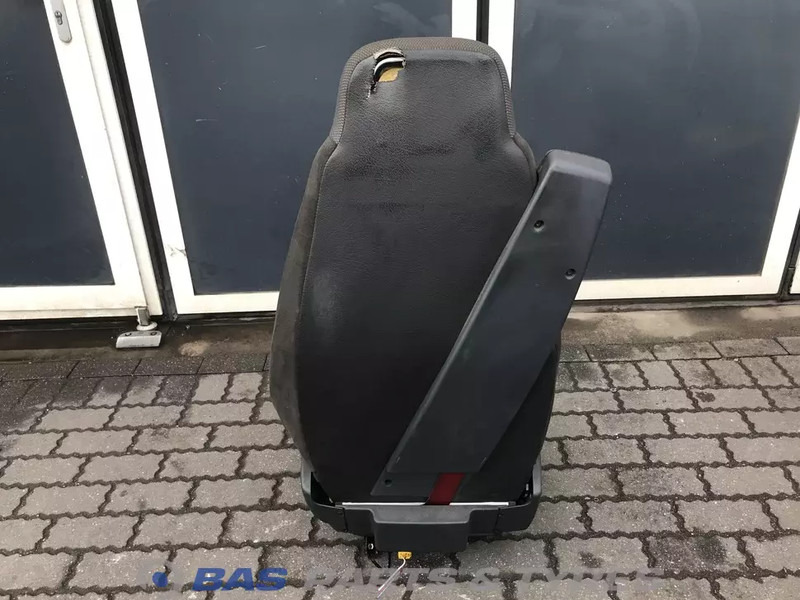 DAF LF55 Euro 4-5 - Sedadlo pre Nákladné auto: obrázok 3 DAF LF55 Euro 4-5 - Sedadlo pre Nákladné auto: obrázok 3