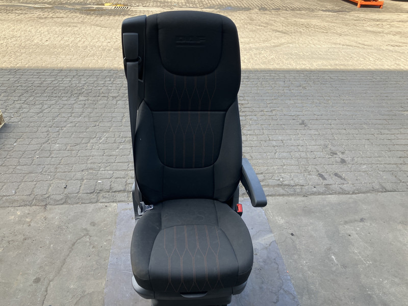 DAF XF106 - Sedadlo pre Nákladné auto: obrázok 1 DAF XF106 - Sedadlo pre Nákladné auto: obrázok 1