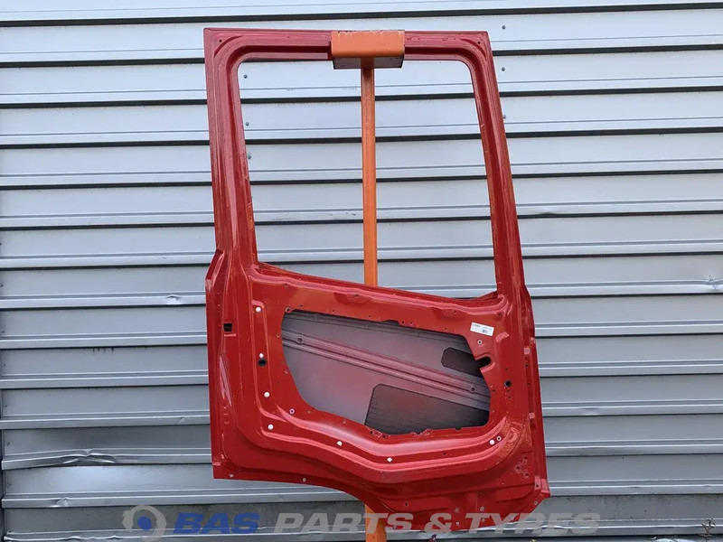 DAF XG - Dvere a diely pre Nákladné auto: obrázok 2 DAF XG - Dvere a diely pre Nákladné auto: obrázok 2