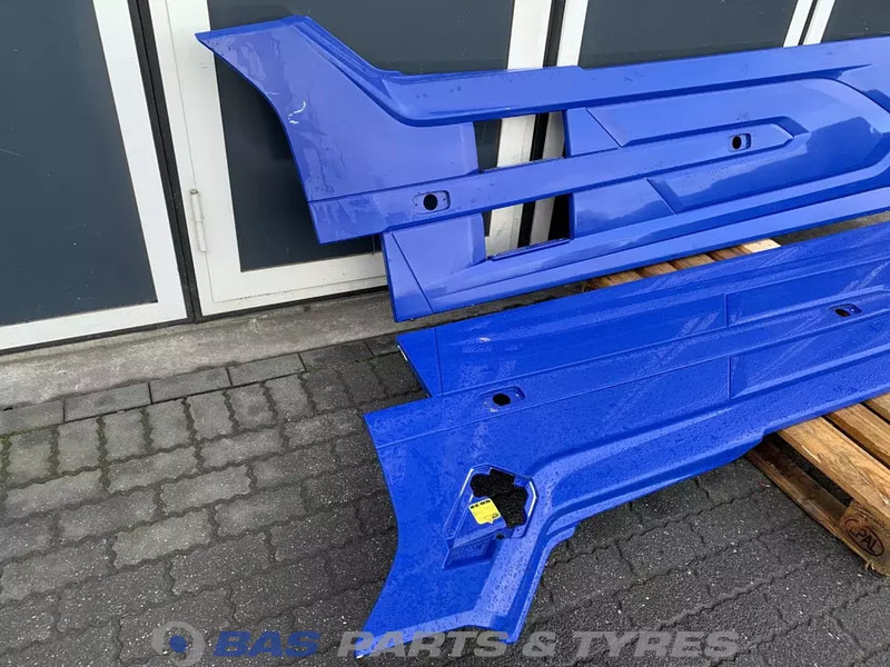 DAF XG Sideskirt Set DAF 2292740 - Karoséria a exteriér pre Nákladné auto: obrázok 3 DAF XG Sideskirt Set DAF 2292740 - Karoséria a exteriér pre Nákladné auto: obrázok 3