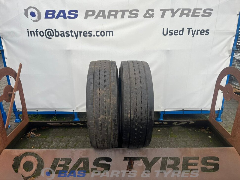 Goodyear Goodyear 315/70R22.5 156/150 M+S 3PMSF gebruikte set - Pneumatika pre Nákladné auto: obrázok 1 Goodyear Goodyear 315/70R22.5 156/150 M+S 3PMSF gebruikte set - Pneumatika pre Nákladné auto: obrázok 1