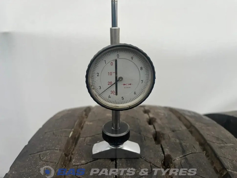 Goodyear Goodyear 315/70R22.5 156/150 M+S 3PMSF gebruikte set - Pneumatika pre Nákladné auto: obrázok 3 Goodyear Goodyear 315/70R22.5 156/150 M+S 3PMSF gebruikte set - Pneumatika pre Nákladné auto: obrázok 3