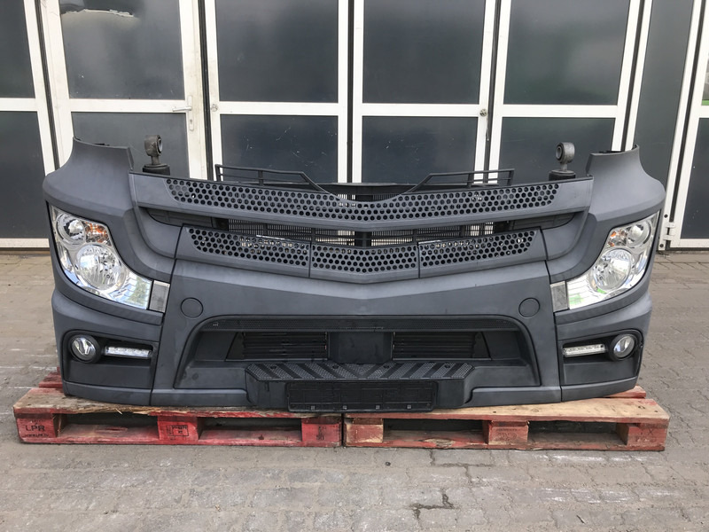 Mercedes-Benz Actros MP4 - Nárazník pre Nákladné auto: obrázok 1 Mercedes-Benz Actros MP4 - Nárazník pre Nákladné auto: obrázok 1