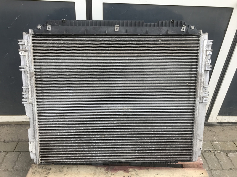 Mercedes-Benz Actros MP4 Koelerpakket Mercedes OM470LA 395 A 960 500 00 02 - Chladič pre Nákladné auto: obrázok 2 Mercedes-Benz Actros MP4 Koelerpakket Mercedes OM470LA 395 A 960 500 00 02 - Chladič pre Nákladné auto: obrázok 2