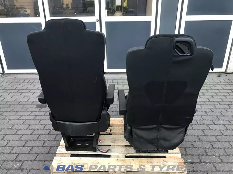 Mercedes-Benz Actros MP4 Stoelen set Mercedes A 960 910 75 01 - Sedadlo pre Nákladné auto: obrázok 3 Mercedes-Benz Actros MP4 Stoelen set Mercedes A 960 910 75 01 - Sedadlo pre Nákladné auto: obrázok 3