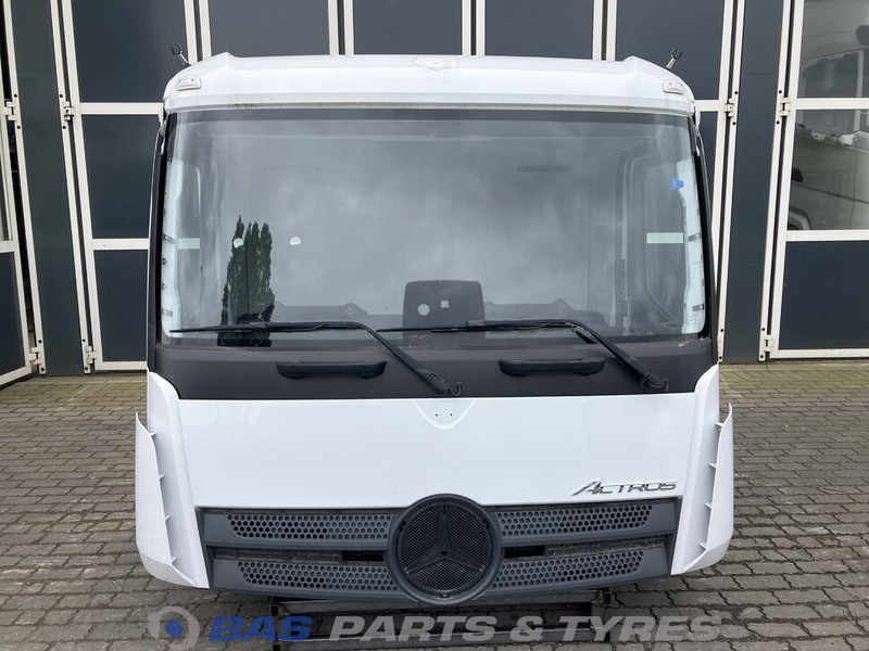 Mercedes-Benz Actros MP5 Mercedes ClassicSpace M-cab L1EH1 A 000 600 01 01 - Kabína a interiér pre Nákladné auto: obrázok 3 Mercedes-Benz Actros MP5 Mercedes ClassicSpace M-cab L1EH1 A 000 600 01 01 - Kabína a interiér pre Nákladné auto: obrázok 3