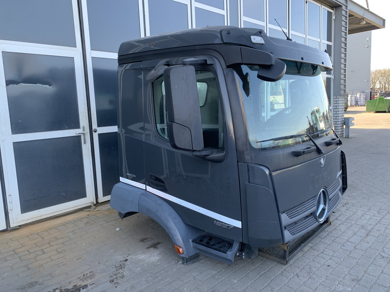 Mercedes-Benz Antos MP4 - Kabína a interiér pre Nákladné auto: obrázok 2 Mercedes-Benz Antos MP4 - Kabína a interiér pre Nákladné auto: obrázok 2
