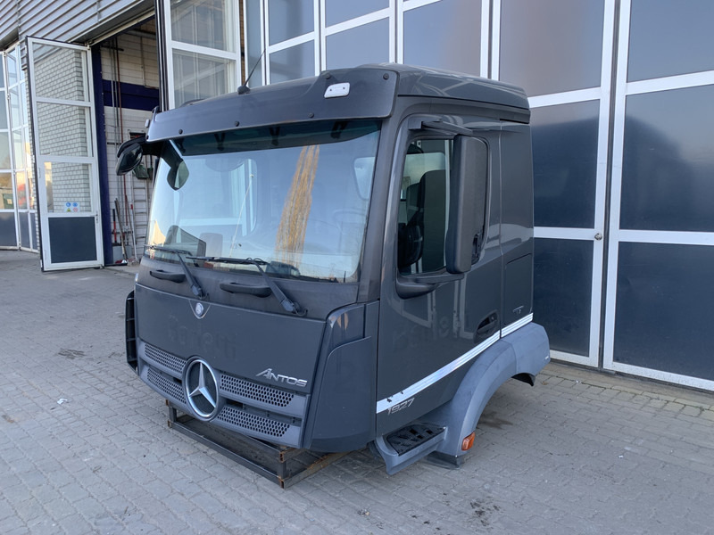 Mercedes-Benz Antos MP4 - Kabína a interiér pre Nákladné auto: obrázok 1 Mercedes-Benz Antos MP4 - Kabína a interiér pre Nákladné auto: obrázok 1