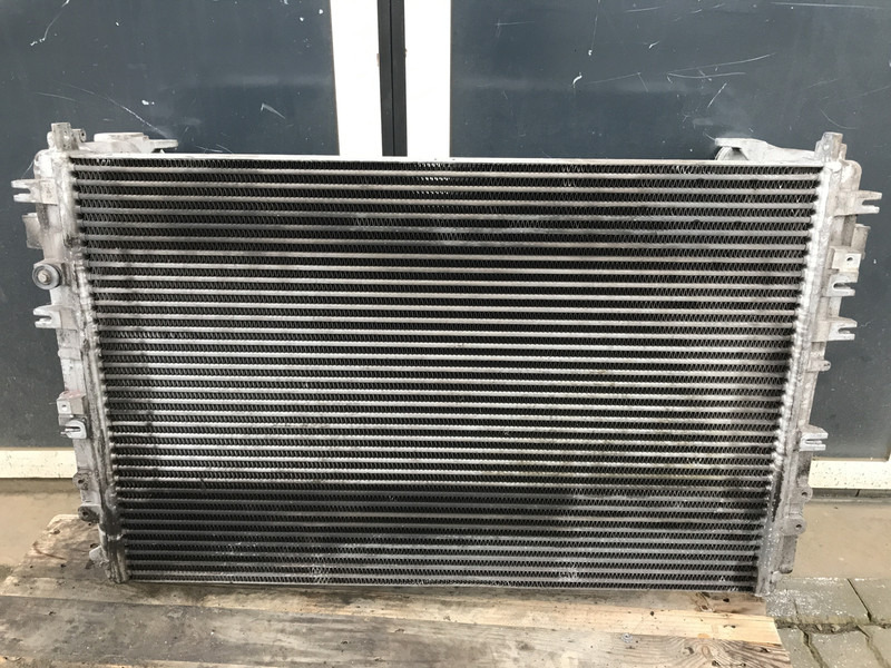Mercedes-Benz Antos MP4 Intercooler Mercedes A 960 500 07 02 - Medzichladič pre Nákladné auto: obrázok 2 Mercedes-Benz Antos MP4 Intercooler Mercedes A 960 500 07 02 - Medzichladič pre Nákladné auto: obrázok 2