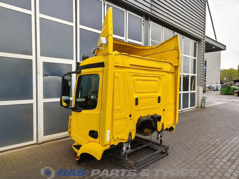 Mercedes-Benz Antos MP4 Mercedes ClassicSpace S-cab L1H1 A 000 600 01 01 - Kabína a interiér pre Nákladné auto: obrázok 4 Mercedes-Benz Antos MP4 Mercedes ClassicSpace S-cab L1H1 A 000 600 01 01 - Kabína a interiér pre Nákladné auto: obrázok 4