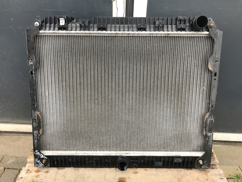 Mercedes-Benz Antos MP4 Radiator Mercedes OM936LA 240 A 960 500 29 01 - Chladič pre Nákladné auto: obrázok 1 Mercedes-Benz Antos MP4 Radiator Mercedes OM936LA 240 A 960 500 29 01 - Chladič pre Nákladné auto: obrázok 1