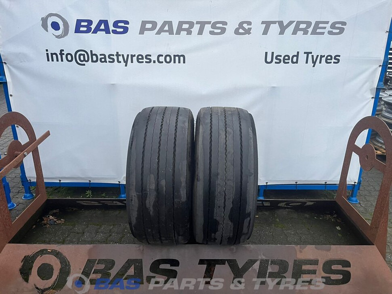 Michelin Michelin 385/55R22.5 X Multi F 160 K M+S 3PMSF gebruikte set - Pneumatika pre Nákladné auto: obrázok 1 Michelin Michelin 385/55R22.5 X Multi F 160 K M+S 3PMSF gebruikte set - Pneumatika pre Nákladné auto: obrázok 1