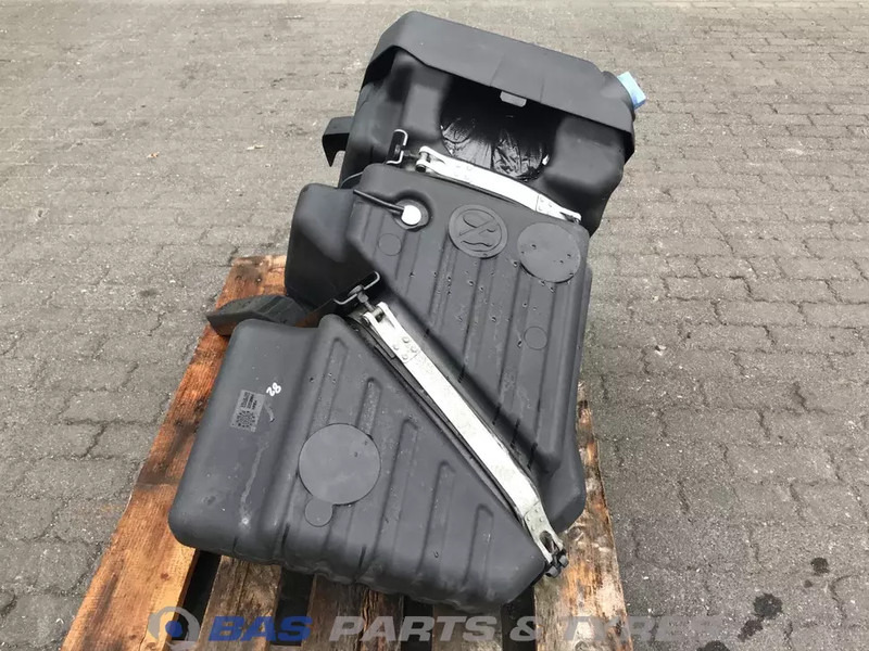 DAF XG DAF AdBlue tank 2292864 - Náhradný diel pre Nákladné auto: obrázok 3 DAF XG DAF AdBlue tank 2292864 - Náhradný diel pre Nákladné auto: obrázok 3