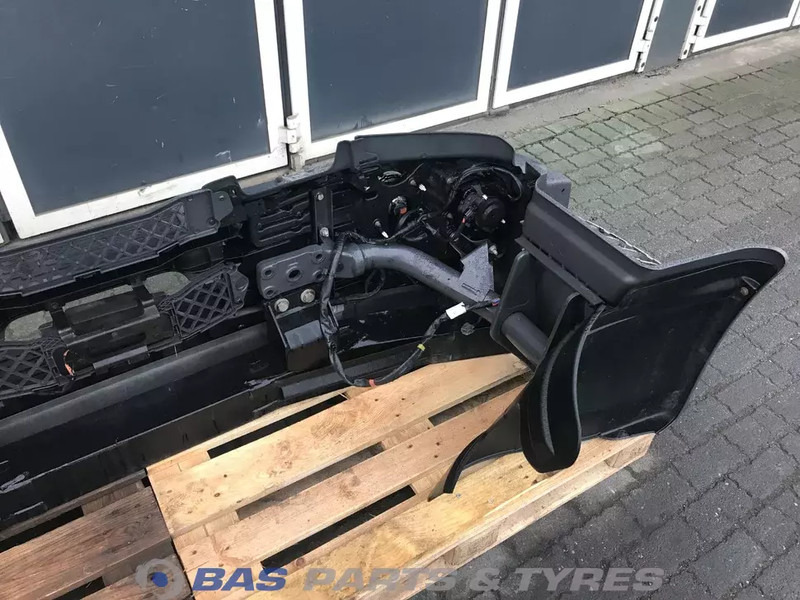 Renault D-Serie Bumper Renault 7482642303 - Nárazník pre Nákladné auto: obrázok 5 Renault D-Serie Bumper Renault 7482642303 - Nárazník pre Nákladné auto: obrázok 5