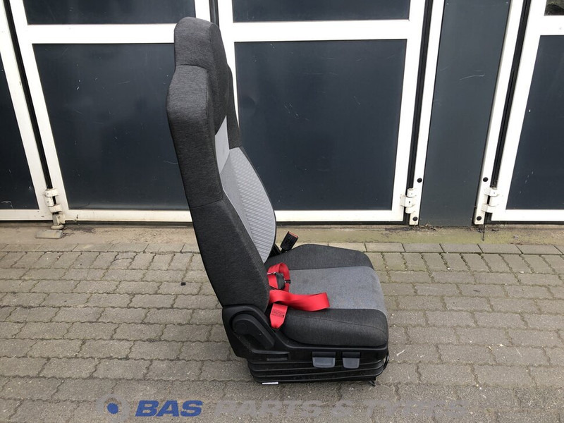 Renault D-Serie - Sedadlo pre Nákladné auto: obrázok 4 Renault D-Serie - Sedadlo pre Nákladné auto: obrázok 4