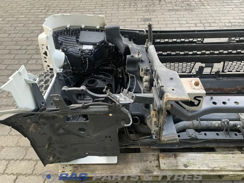 Scania R-Serie Bumper Scania 3082333 - Nárazník pre Nákladné auto: obrázok 4 Scania R-Serie Bumper Scania 3082333 - Nárazník pre Nákladné auto: obrázok 4