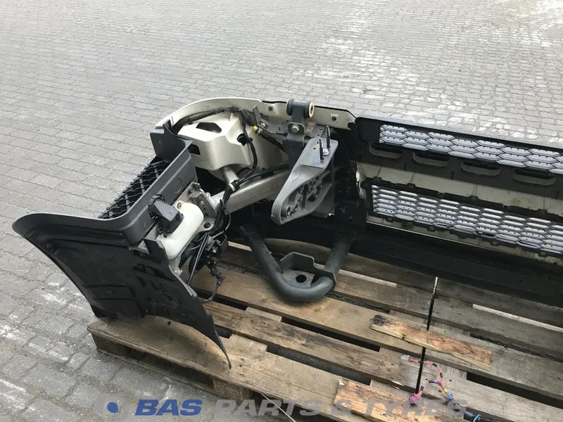 Volvo FE Euro 6 - Nárazník pre Nákladné auto: obrázok 4 Volvo FE Euro 6 - Nárazník pre Nákladné auto: obrázok 4