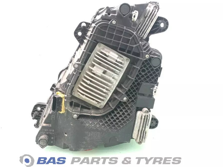 Volvo FH16 (FH5) Koplamp Rechts 22656780 - Svetlomety pre Nákladné auto: obrázok 2 Volvo FH16 (FH5) Koplamp Rechts 22656780 - Svetlomety pre Nákladné auto: obrázok 2