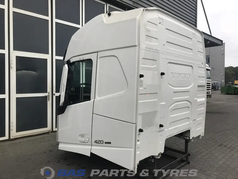 Volvo FH4 Volvo Globetrotter L2H2 82219166 - Kabína a interiér pre Nákladné auto: obrázok 3 Volvo FH4 Volvo Globetrotter L2H2 82219166 - Kabína a interiér pre Nákladné auto: obrázok 3