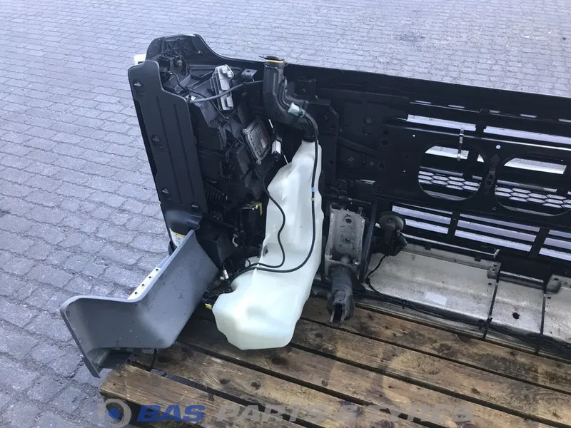 Volvo FM4 - Nárazník pre Nákladné auto: obrázok 4 Volvo FM4 - Nárazník pre Nákladné auto: obrázok 4