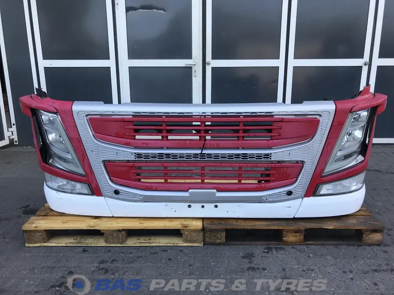 Volvo FM4 - Nárazník pre Nákladné auto: obrázok 1 Volvo FM4 - Nárazník pre Nákladné auto: obrázok 1