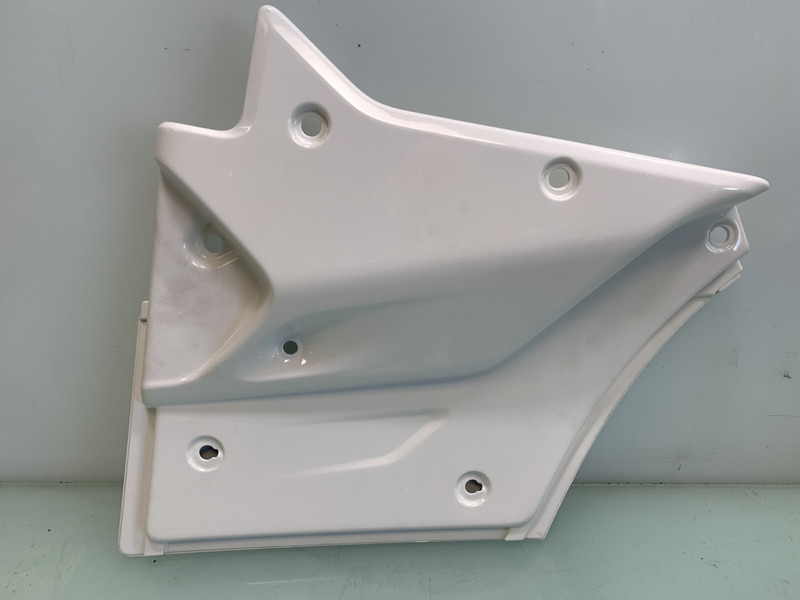 Volvo FM5 Deurverlenger Rechts Volvo 84463531 - Karoséria a exteriér pre Nákladné auto: obrázok 2 Volvo FM5 Deurverlenger Rechts Volvo 84463531 - Karoséria a exteriér pre Nákladné auto: obrázok 2