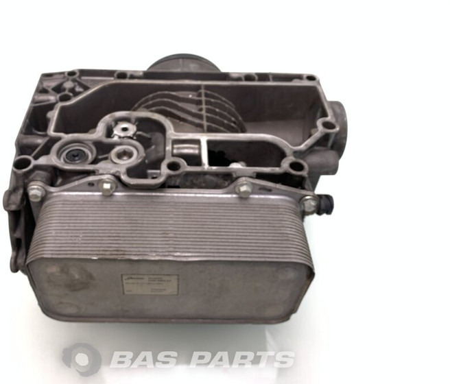 Volvo Oliekoeler Volvo 20860484 - Olejový chladič pre Nákladné auto: obrázok 4 Volvo Oliekoeler Volvo 20860484 - Olejový chladič pre Nákladné auto: obrázok 4