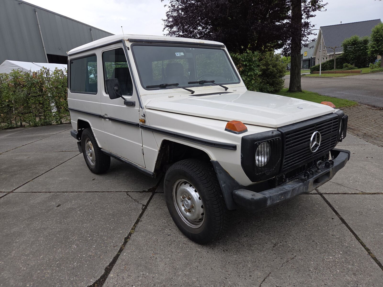 Mercedes-Benz G-klasse 230GE 1985 SUV - SUV: obrázok 3 Mercedes-Benz G-klasse 230GE 1985 SUV - SUV: obrázok 3