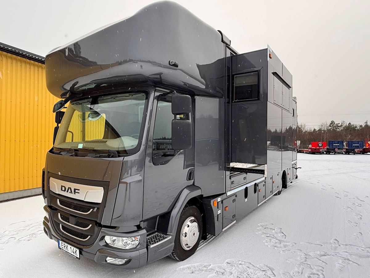 DAF Lehel horsebox 210 LF - Nákladné auto na prepravu koní: obrázok 1 DAF Lehel horsebox 210 LF - Nákladné auto na prepravu koní: obrázok 1