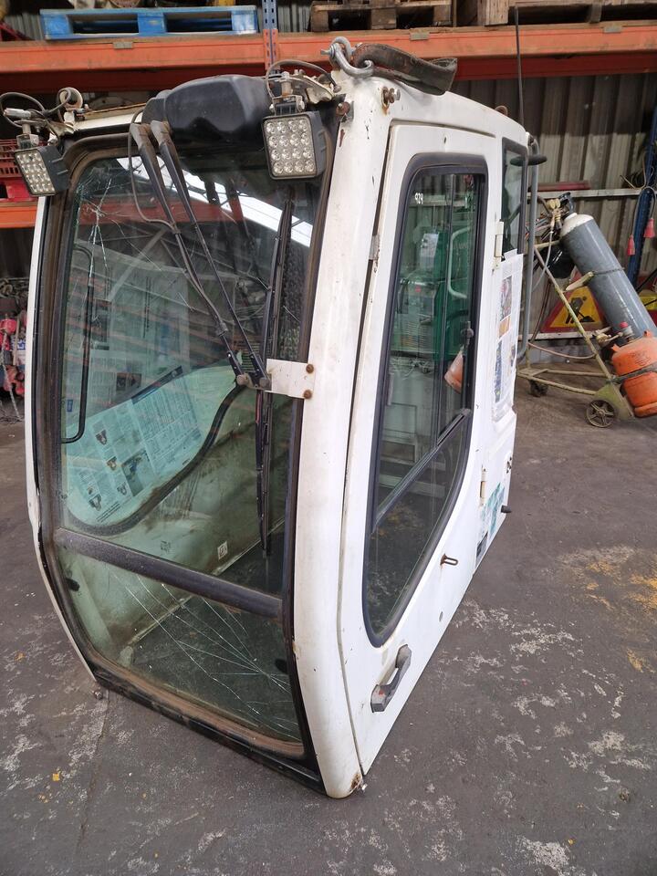 CABINA PARA LIEBHERR A904C - Kabína pre Rýpadlo: obrázok 1 CABINA PARA LIEBHERR A904C - Kabína pre Rýpadlo: obrázok 1