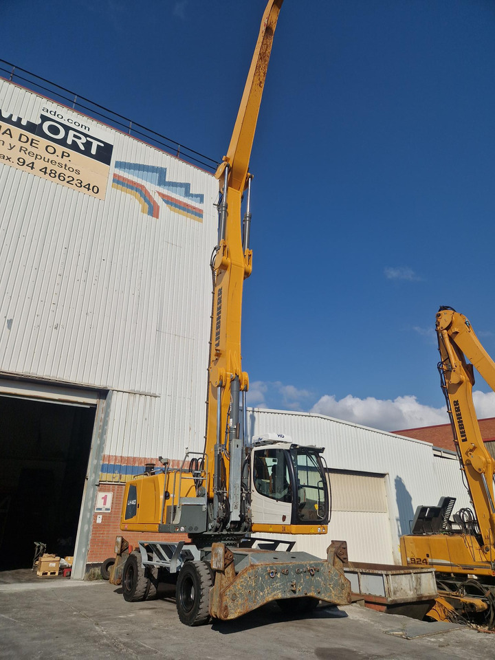 LIEBHERR LH40M - Překládkové rýpadlo: obrázok 2 LIEBHERR LH40M - Překládkové rýpadlo: obrázok 2