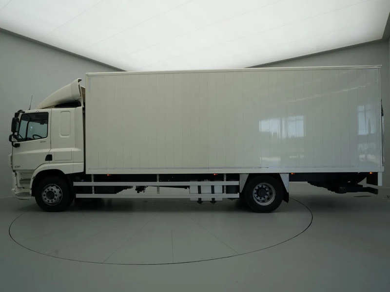 DAF CF 300 FA Sleeping Cab, New APK, Full Tank, New Tacho, 2t Laadklep - Skříňový nákladní auto: obrázok 3 DAF CF 300 FA Sleeping Cab, New APK, Full Tank, New Tacho, 2t Laadklep - Skříňový nákladní auto: obrázok 3