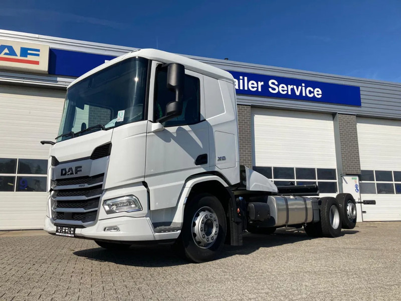 DAF XD 450 FAN CHASSIS SLEEPER CAB PTO STEERING LIFTAXLE 480WB - NEW - Podvozek s kabinou: obrázok 5 DAF XD 450 FAN CHASSIS SLEEPER CAB PTO STEERING LIFTAXLE 480WB - NEW - Podvozek s kabinou: obrázok 5