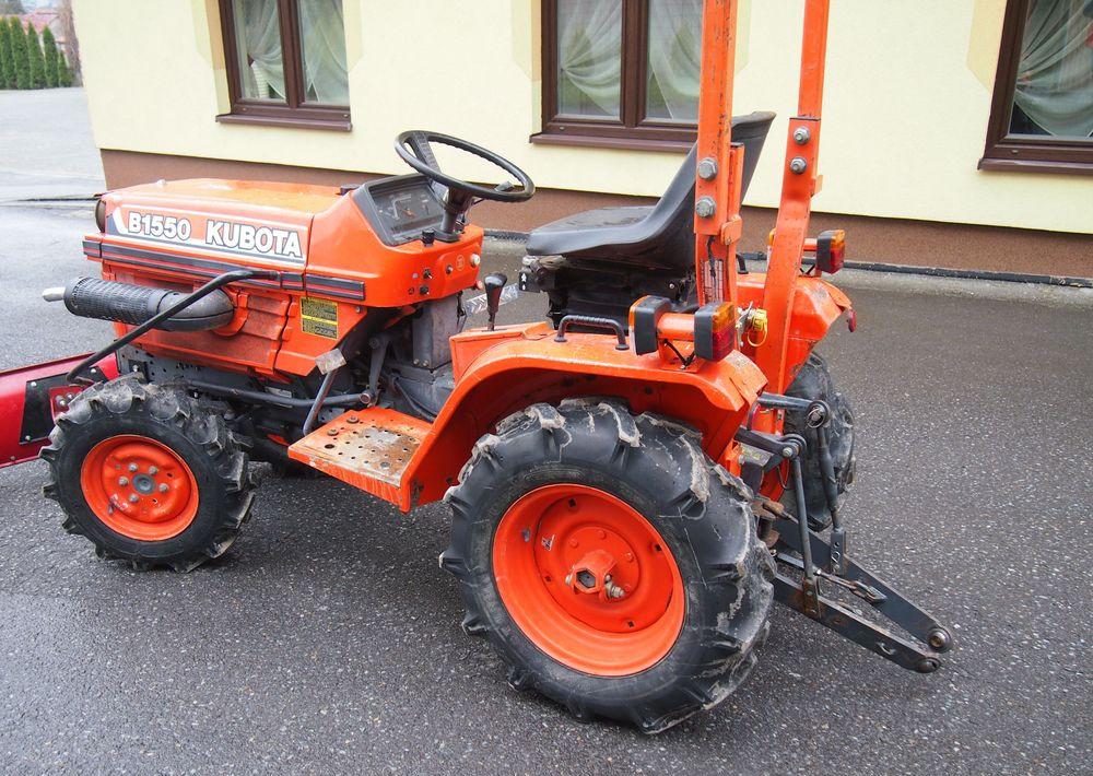 Ciągnik Kubota B1550 1994 traktorek KUBOTA 4x4 19KM - Traktor: obrázok 5 Ciągnik Kubota B1550 1994 traktorek KUBOTA 4x4 19KM - Traktor: obrázok 5