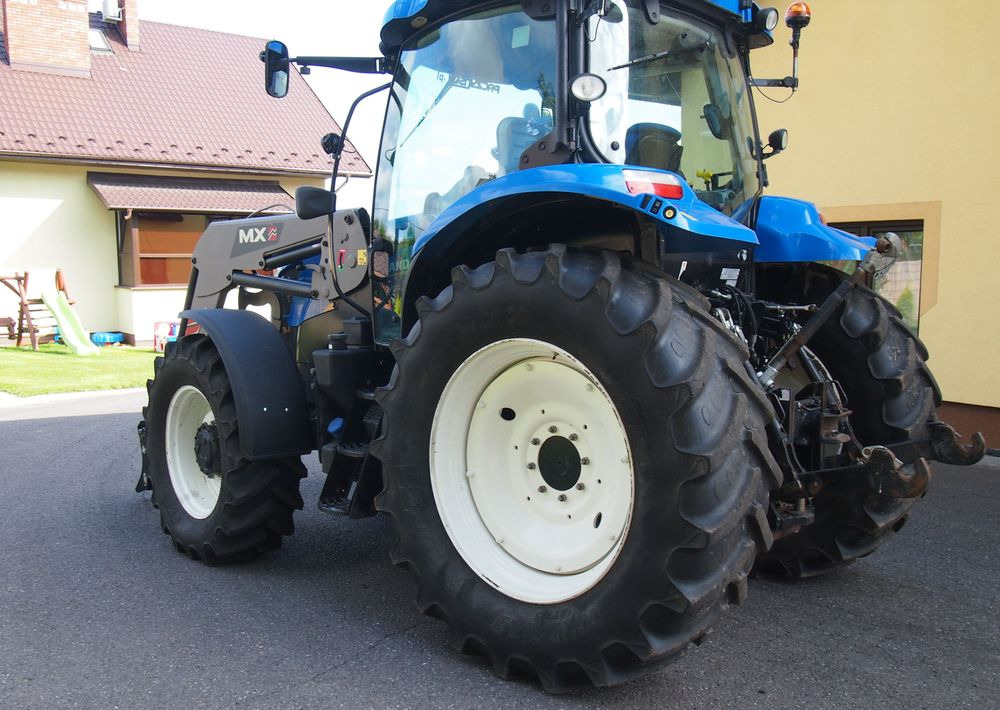 Ciągnik New Holland NH T6.140 2016 New Holland z Ładowaczem czołowym TUR - Traktor: obrázok 4 Ciągnik New Holland NH T6.140 2016 New Holland z Ładowaczem czołowym TUR - Traktor: obrázok 4