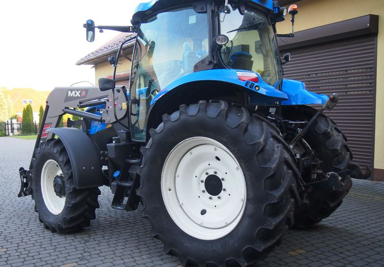 Ciągnik New Holland NH T6.140 2016 New Holland z Ładowaczem czołowym TUR - Traktor: obrázok 3 Ciągnik New Holland NH T6.140 2016 New Holland z Ładowaczem czołowym TUR - Traktor: obrázok 3