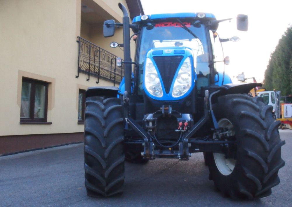 Ciągnik New Holland T7.185 2013 New Holland Autocommand i TUZ - Traktor: obrázok 3 Ciągnik New Holland T7.185 2013 New Holland Autocommand i TUZ - Traktor: obrázok 3