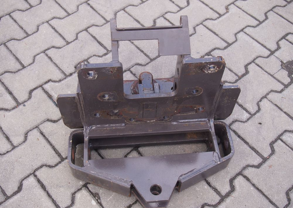 Części do Ciągnika Massey Ferguson MF 3000, 6000 Zaczep dolny do MF 3000, 3100, 6000, - Karoséria a exteriér pre Poľnohospodárske stroje: obrázok 2 Części do Ciągnika Massey Ferguson MF 3000, 6000 Zaczep dolny do MF 3000, 3100, 6000, - Karoséria a exteriér pre Poľnohospodárske stroje: obrázok 2